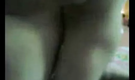 فاحشه, قرمز ورزش با یک سوپر کونهای بزرگ کشاورز