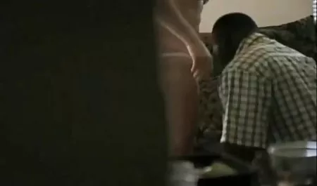 تسلط کانال تلگرام کوس کون بر رفتار یک فاحشه