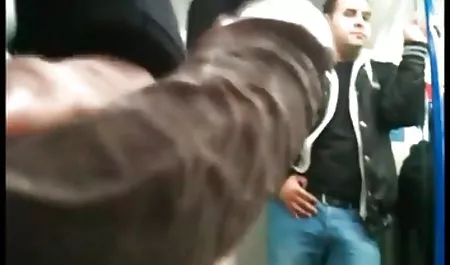 تماس جنسی با یک درمانگر ماساژ در کونزن ها دفتر کار خود