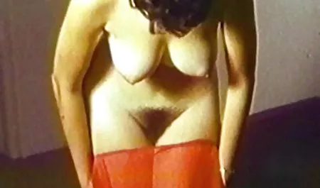 یک سکس با خاله کون گنده دختر در سکسی لباس زیر, سرگرم کننده مرد