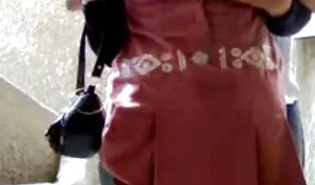 مرد نگه کردن قبل از رابطه جنسی کون داغ مامان با دوست پسر