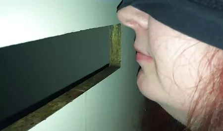 سه نفر با فیلم سوپر کوس وکون سگ ماده, عمیق در گلو, گلو